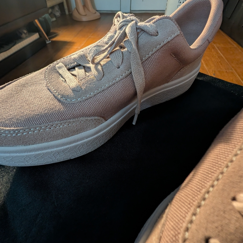 Kizik Women's Pink Canvas Sneakers 7.5 - Picture 3 of 7